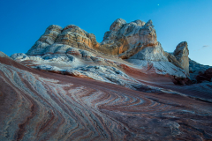 Moti Hodis  Rising to see the last rays